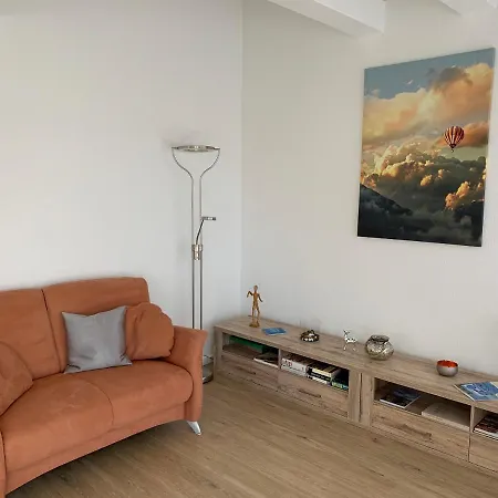 Seeblick Apartment *